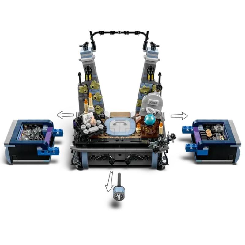 Lego Wandinha 76780 Figura de Wednesday Addams 702 Peças